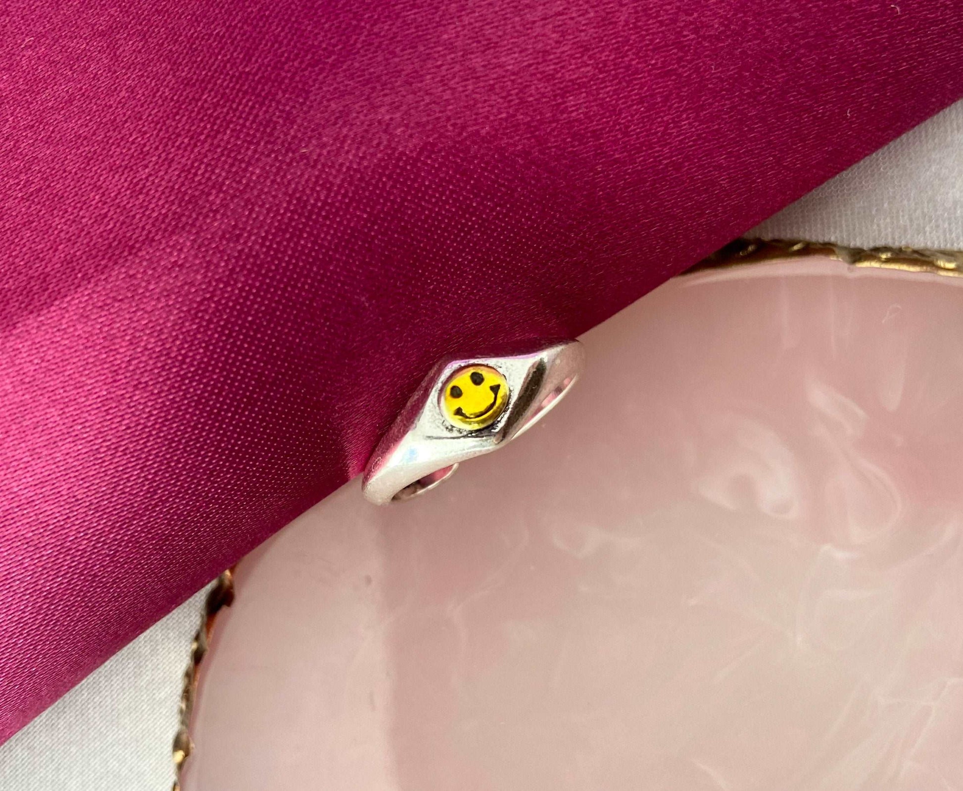 Anillo #7 carita feliz rombo