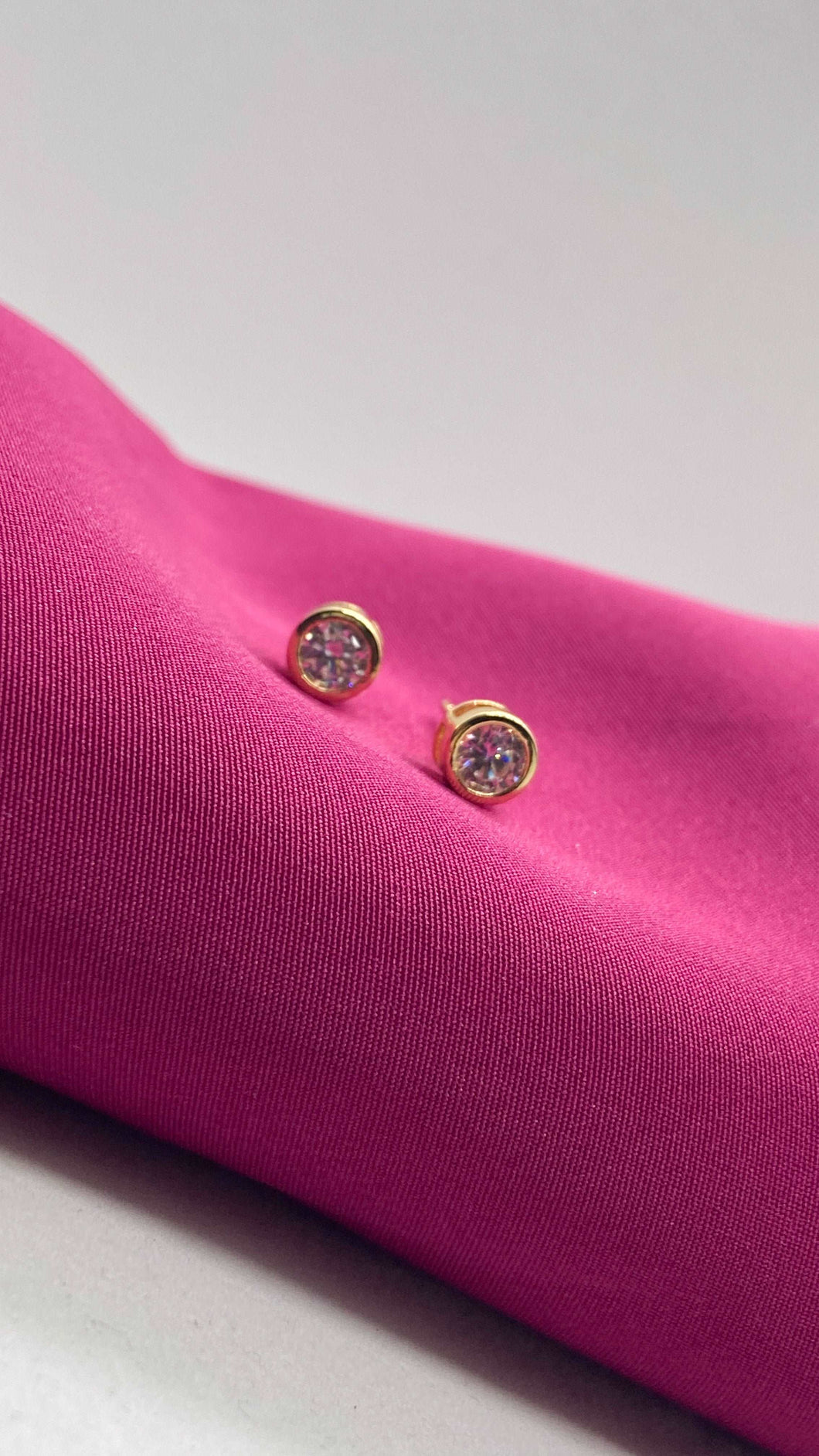 Aretes #51 broquel cristal