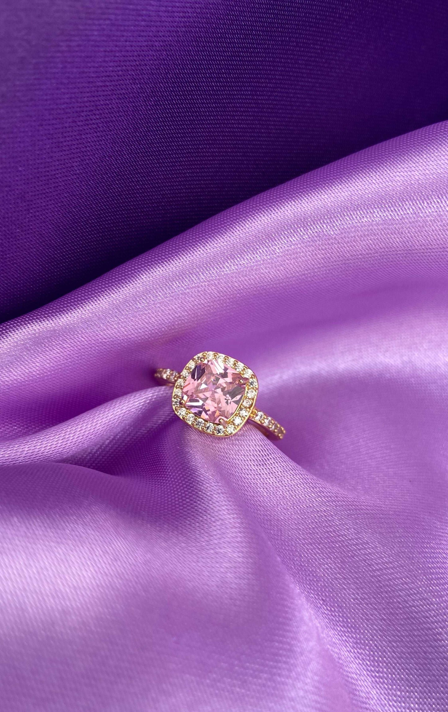 Anillo zirconia cuadrado rosa #55A