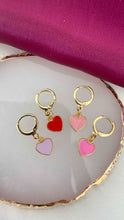 Cargar imagen en el visor de la galería, Arete corazon colores (1 pieza) #T9
