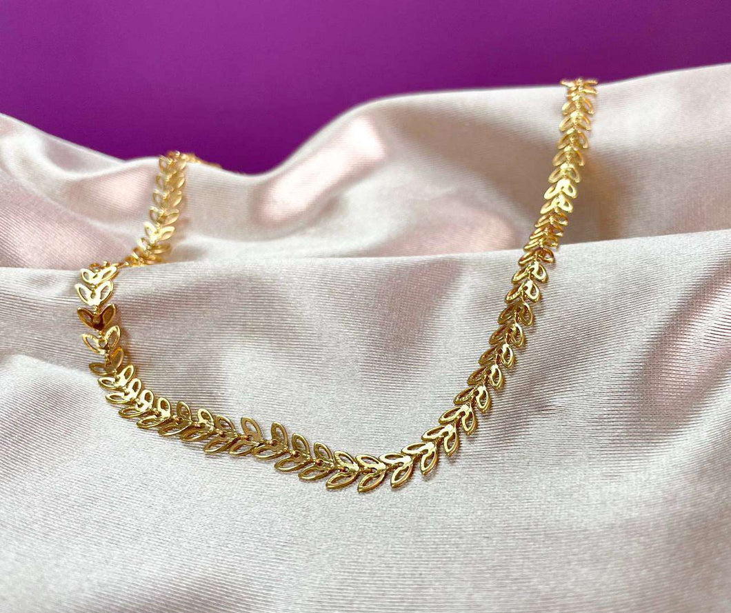 Choker flecha hueca