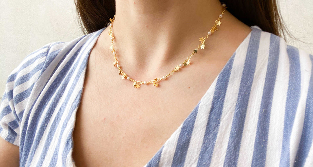 Choker estrellas colgantes y Perlas mini