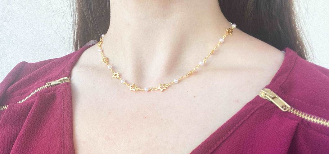 Choker Perlas y estrella hueca