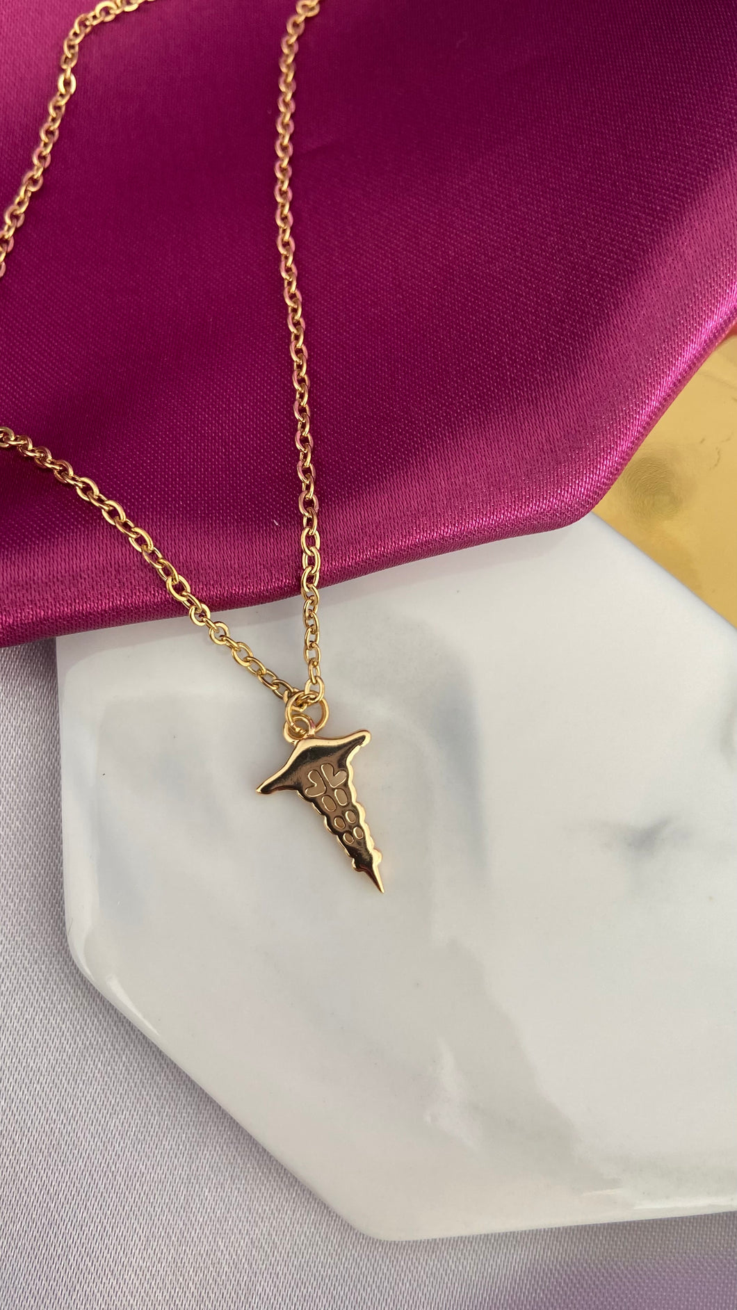 Collar doctora #G23