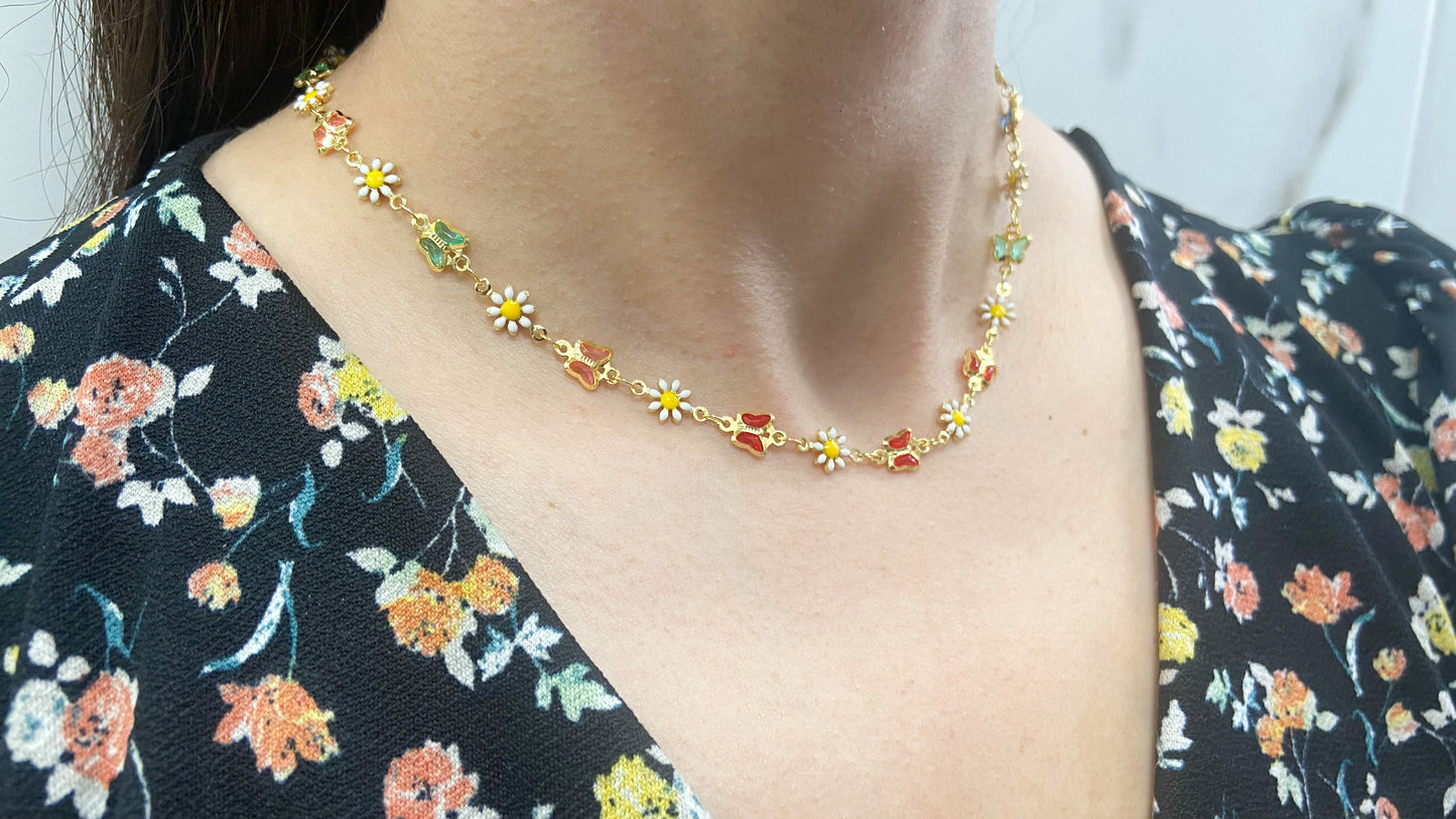 Choker margaritas blancas con mariposa zirconia #M10