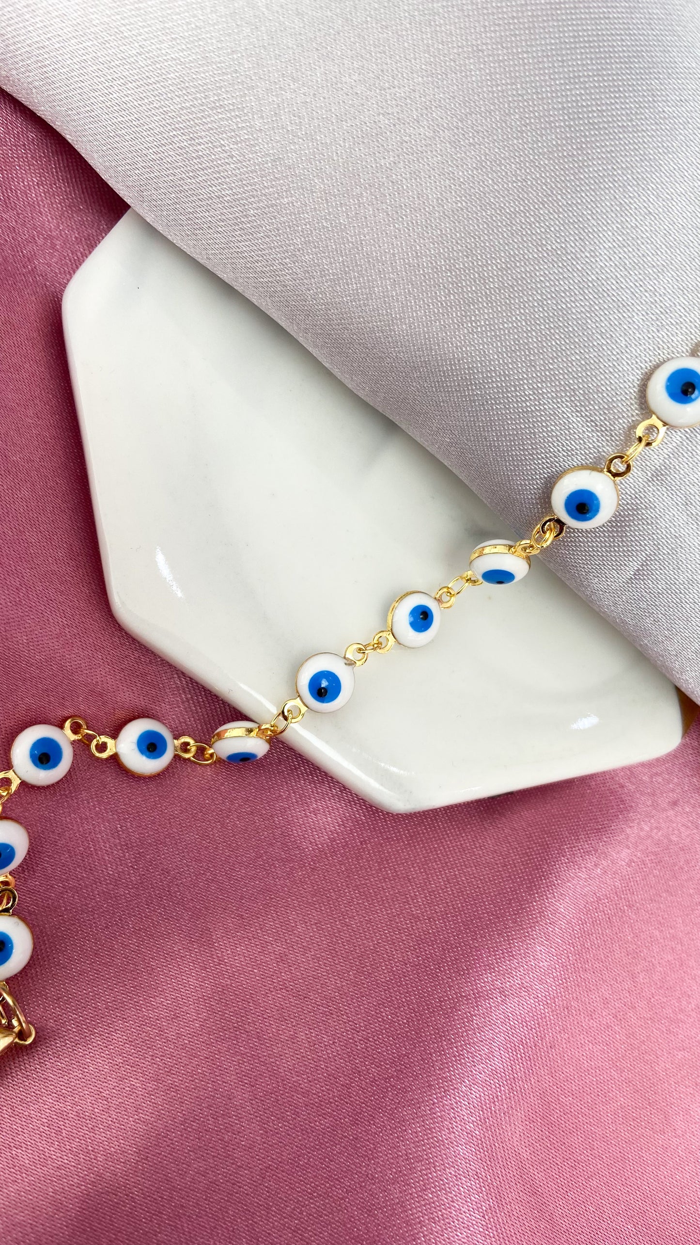 Tobillera ojos blancos medianos #M2.1