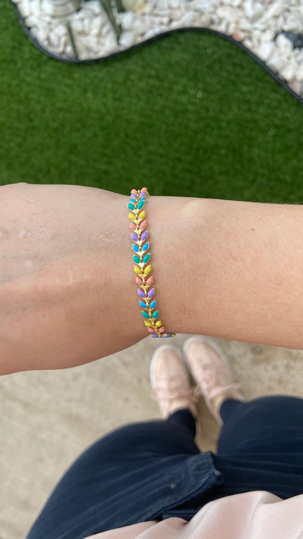 Pulsera flecha color pastel