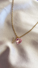 Cargar imagen en el visor de la galería, Collar corazon swarovski
