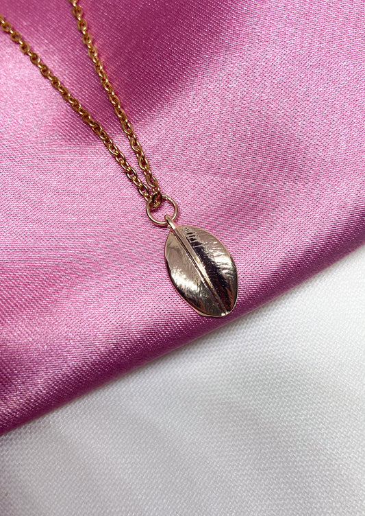 Collar hoja ovalada #E