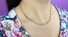 Cargar imagen en el visor de la galería, Choker flor morada #C7
