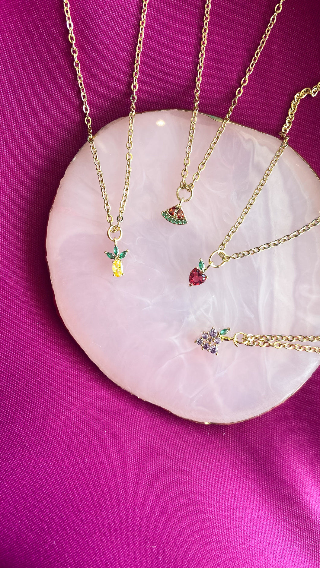 Collar fruta zirconia