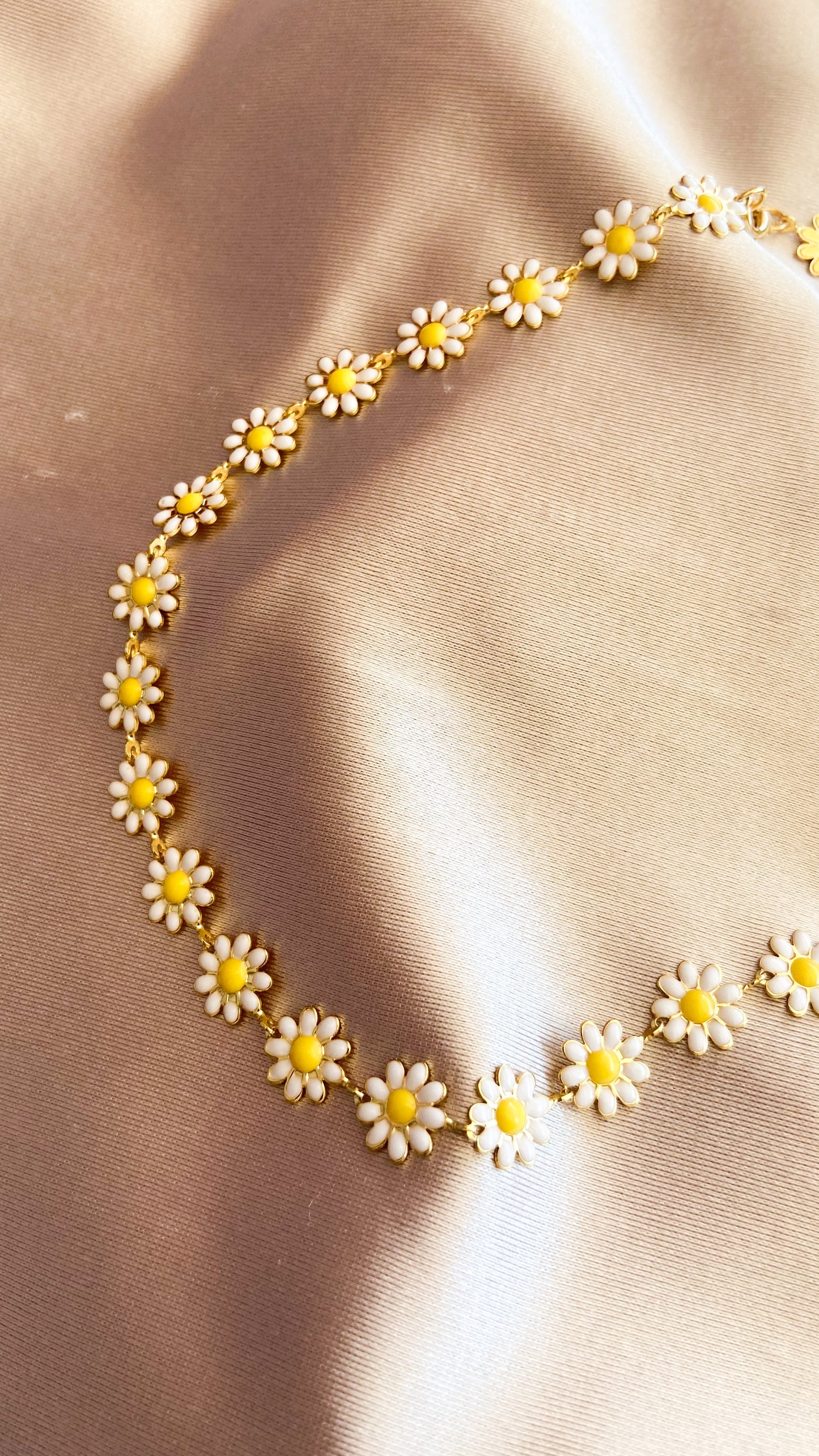 Choker Margaritas Grandes Blancas #M10