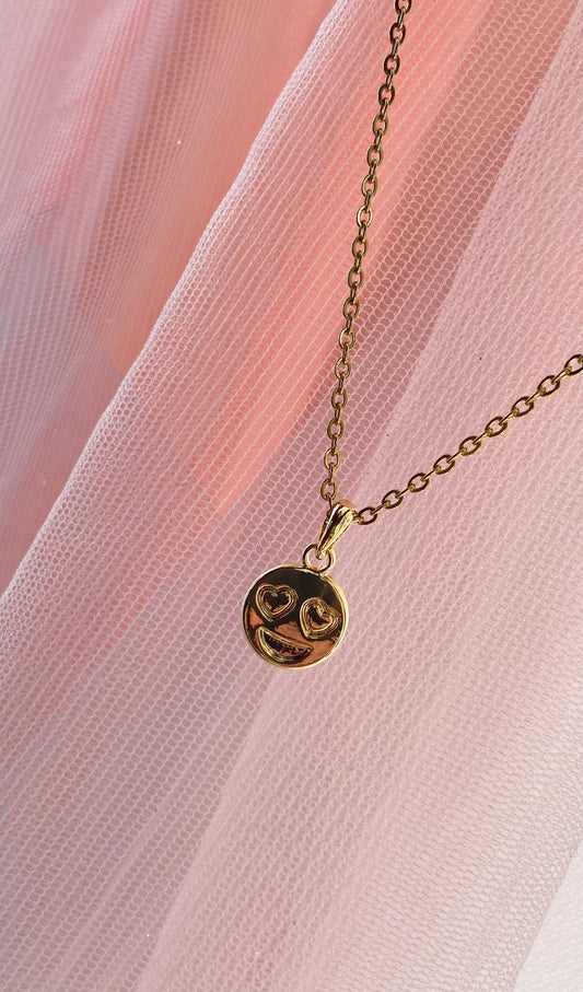 Collar cara emoticon de enamorado #P
