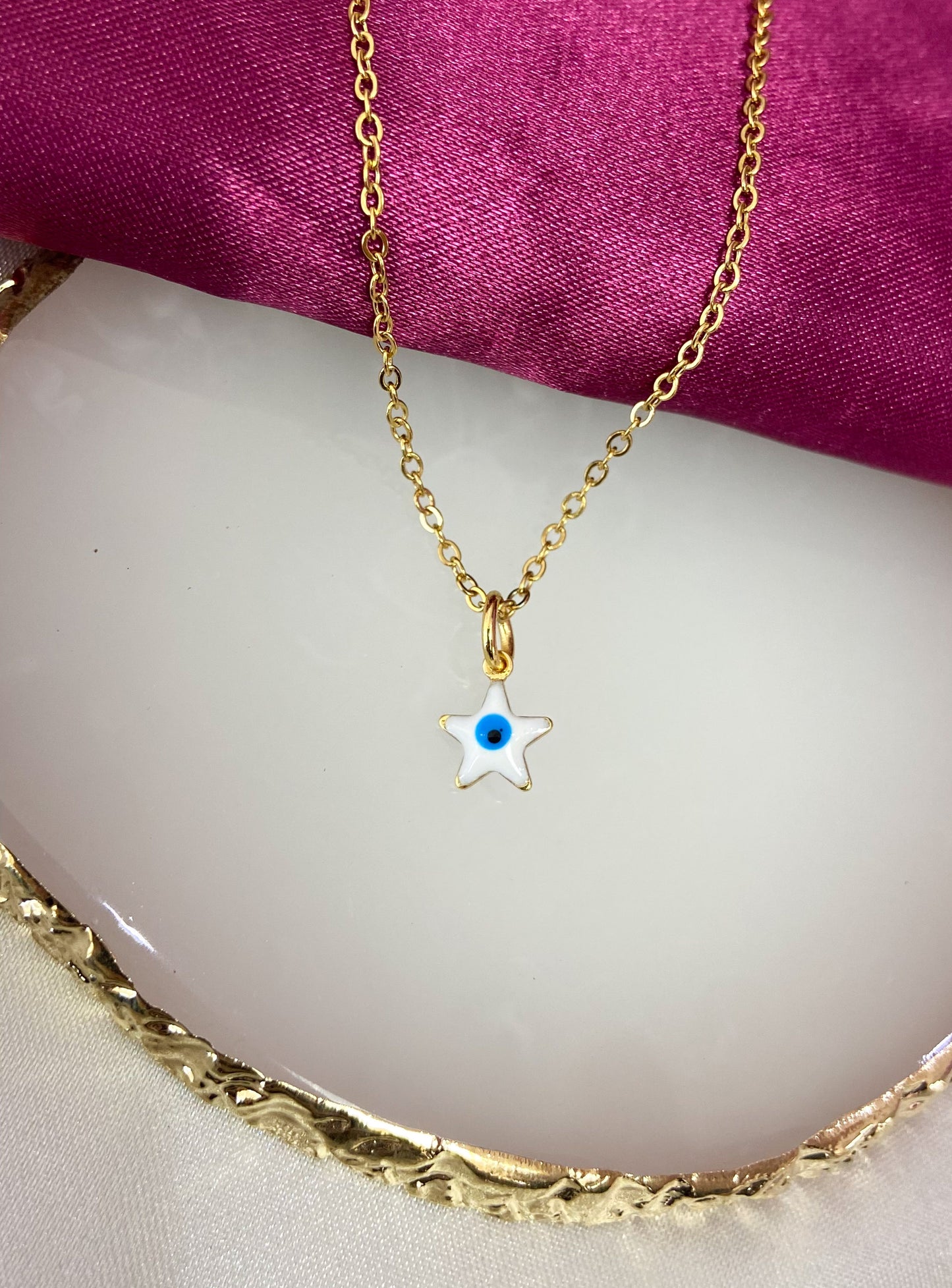 Collar estrella ojo blanco #JJ