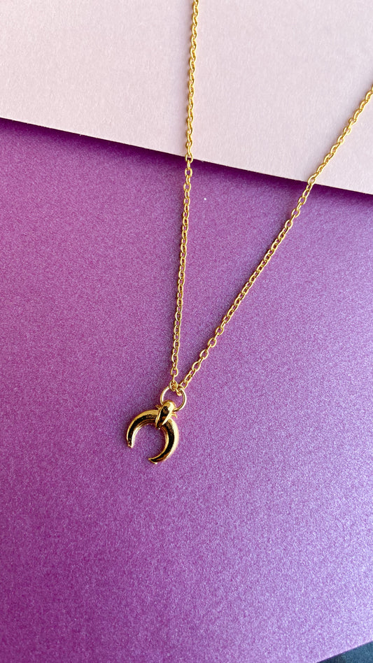 Collar media luna boca abajo #G