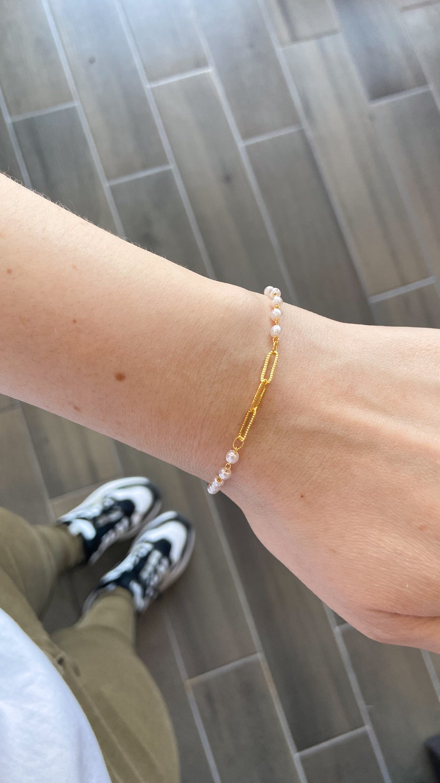 Pulsera Perlas chicas con eslabones delgados #M11