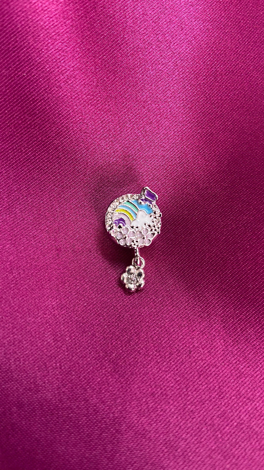 Dije para pulsera #21 arcoiris redondo con flor