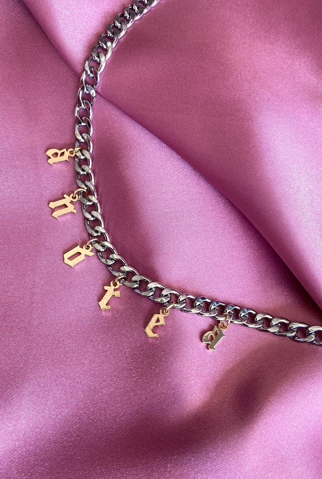 Collar personalizado gotica chica plateada eslabones gruesos