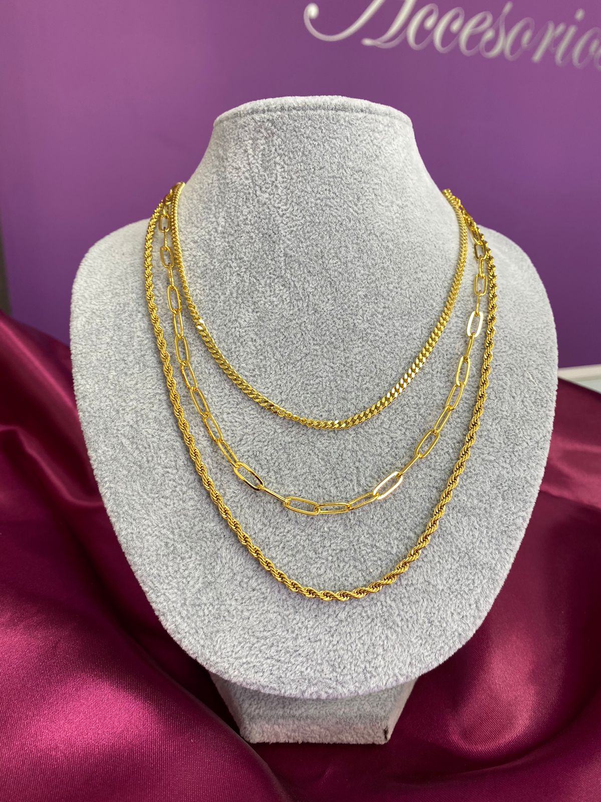 Collar triple eslabones delgados torsal