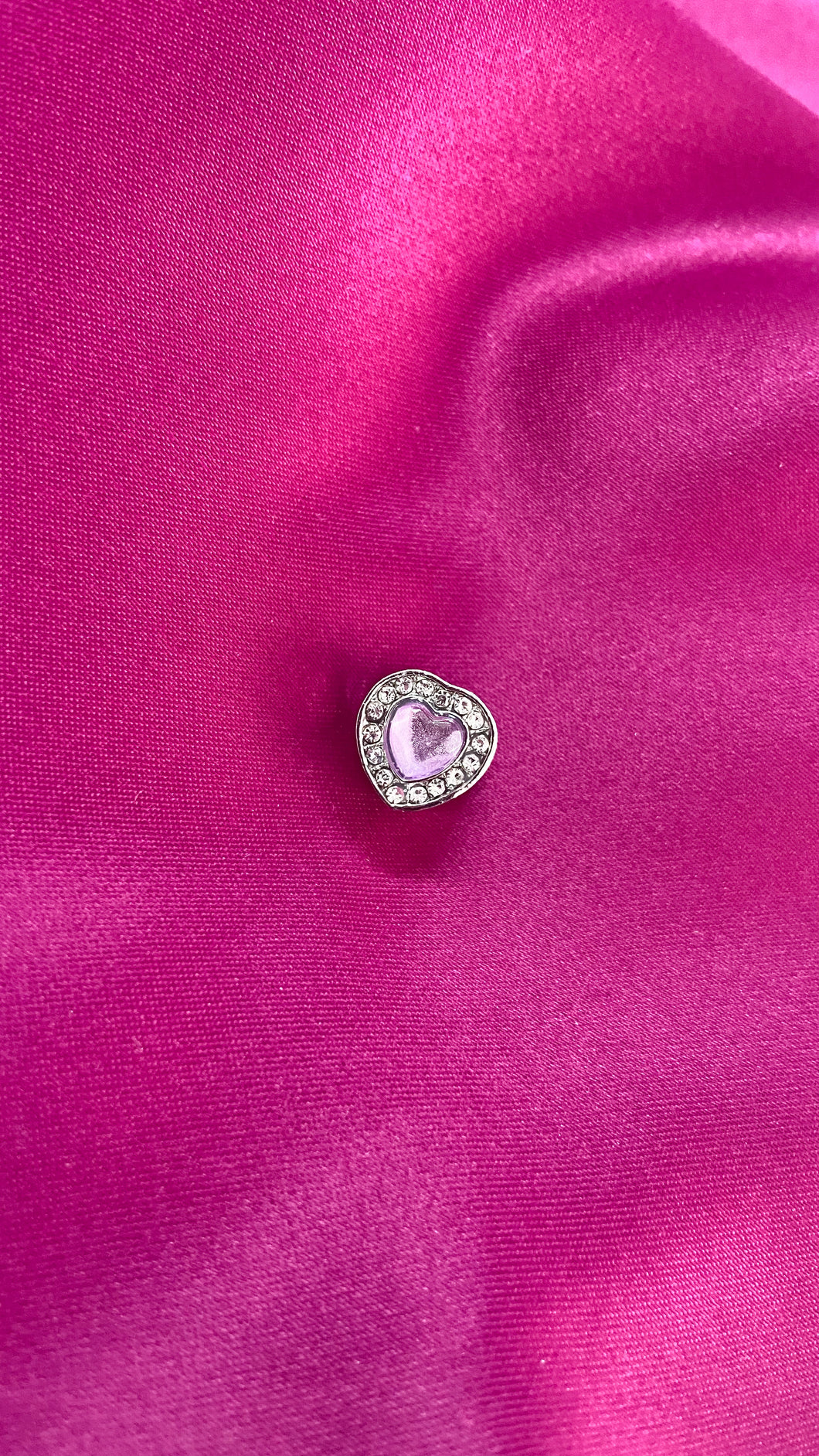 Dije para pulsera #4 corazon con interior morado