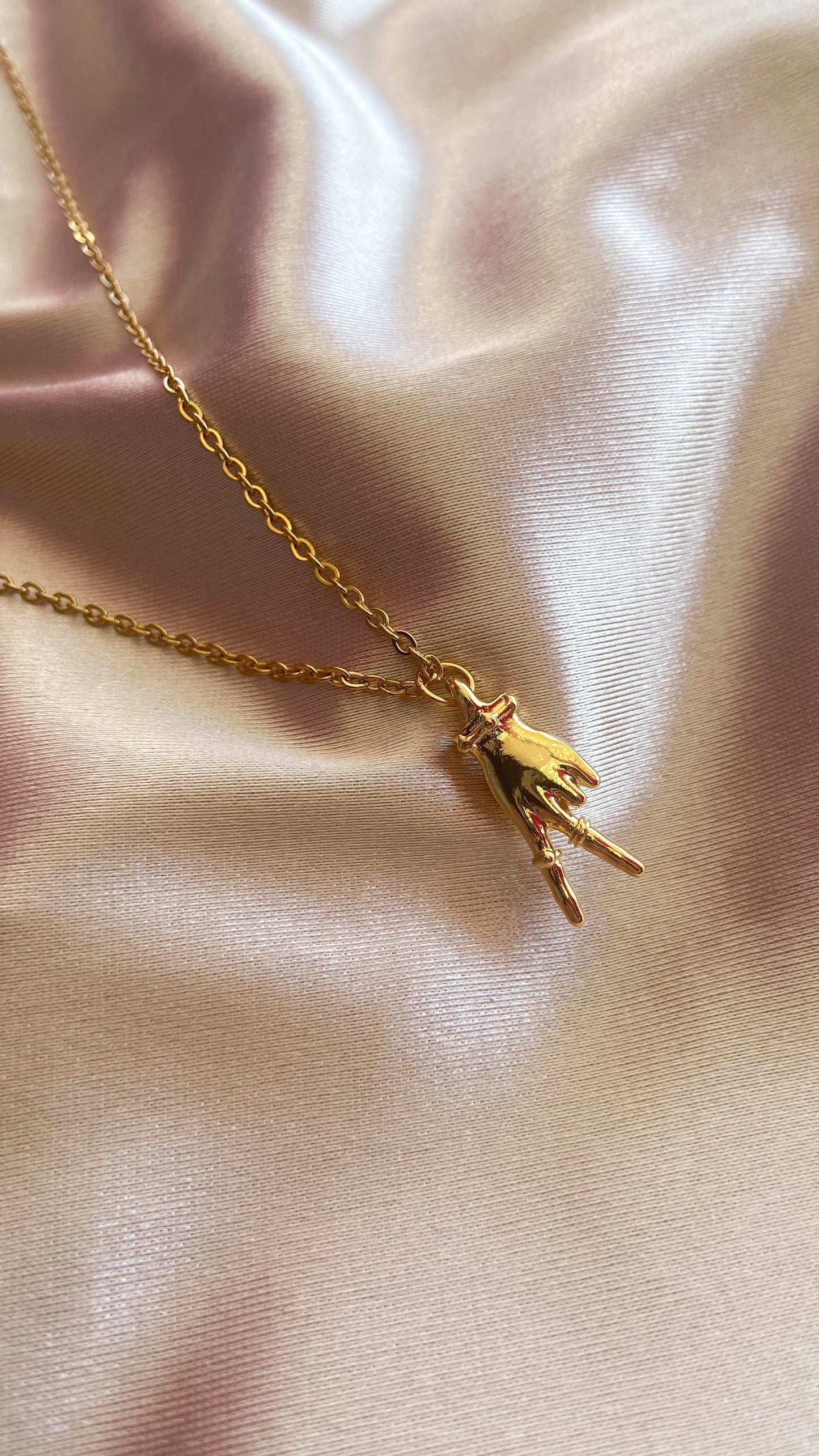 Collar mano de amor y paz #P