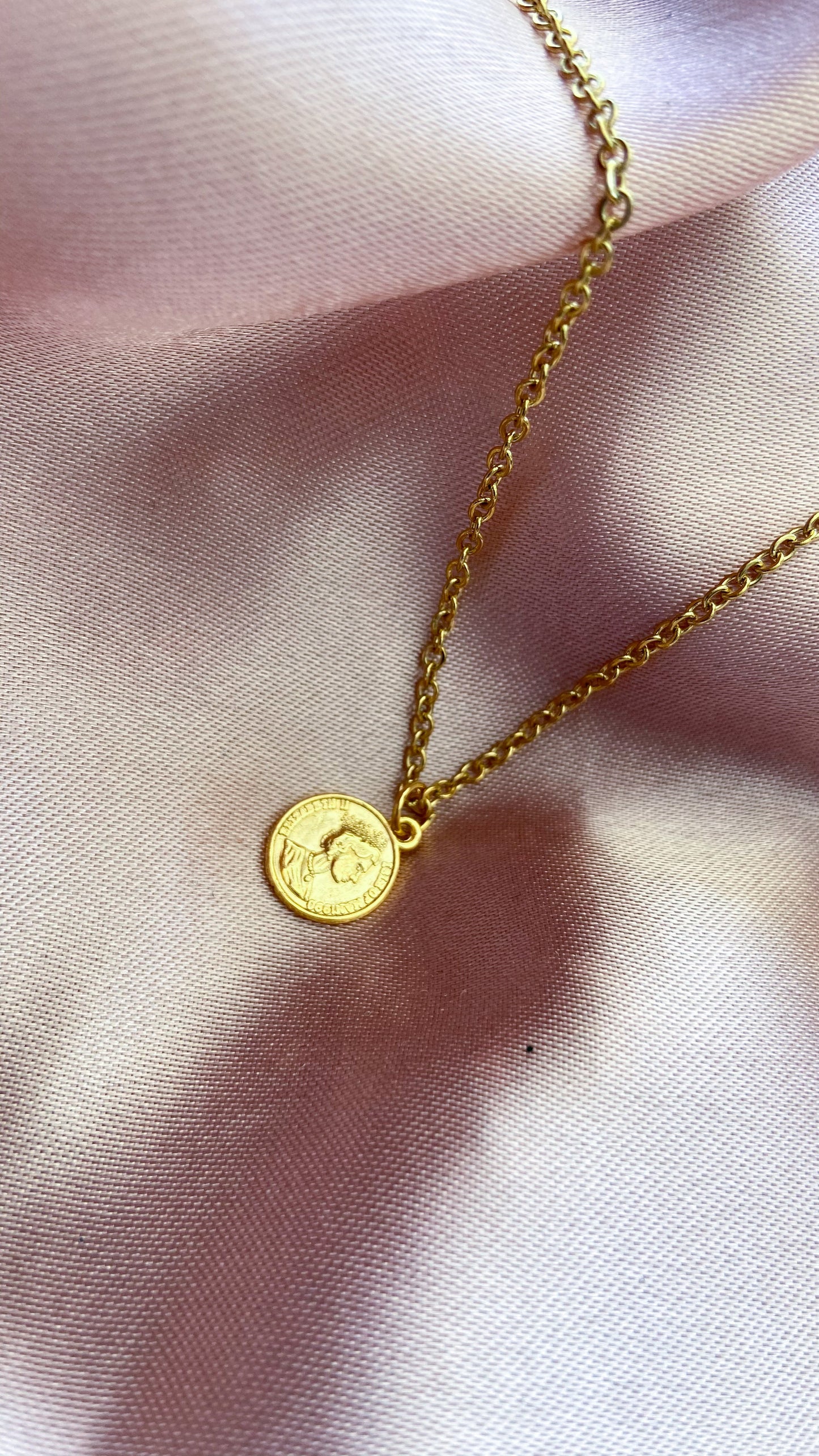 Collar Reina Isabel chico #V