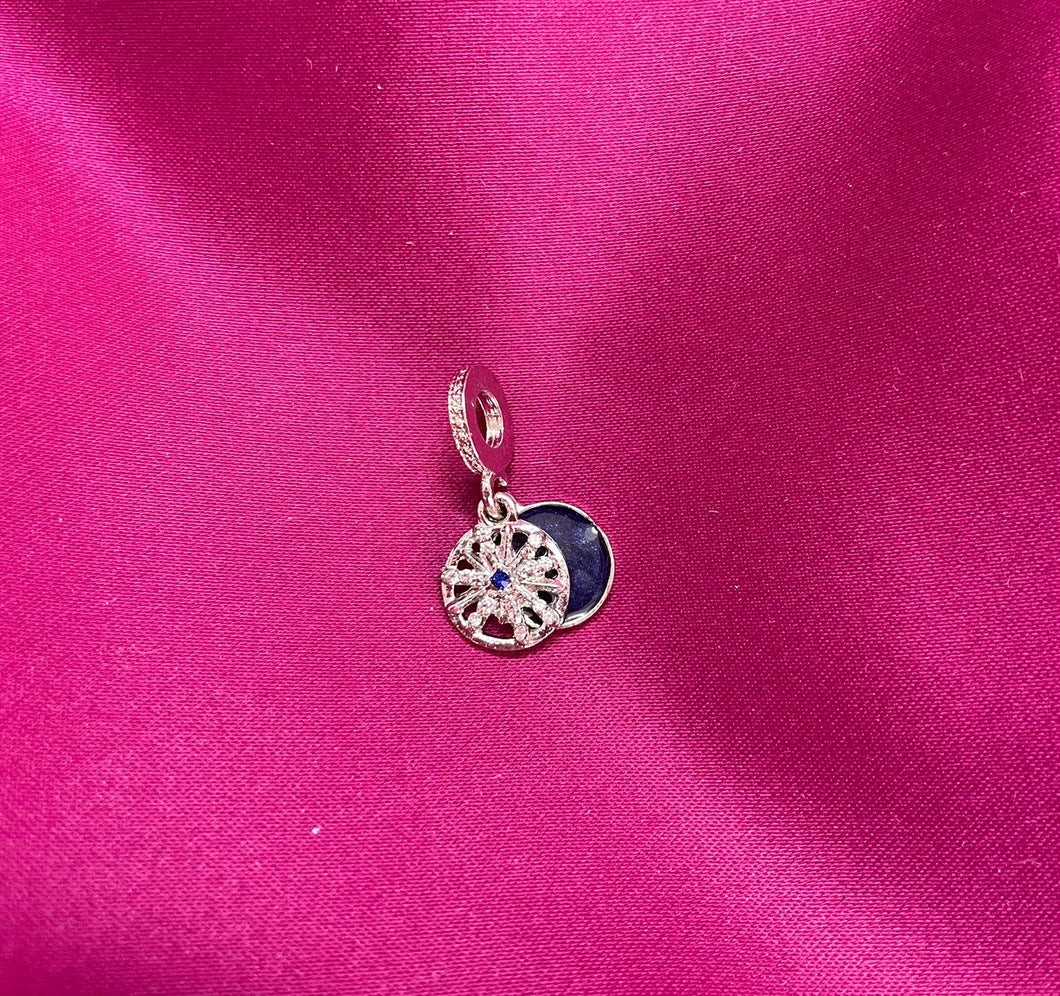 Dije para pulsera #42 asterisco con fondo azul