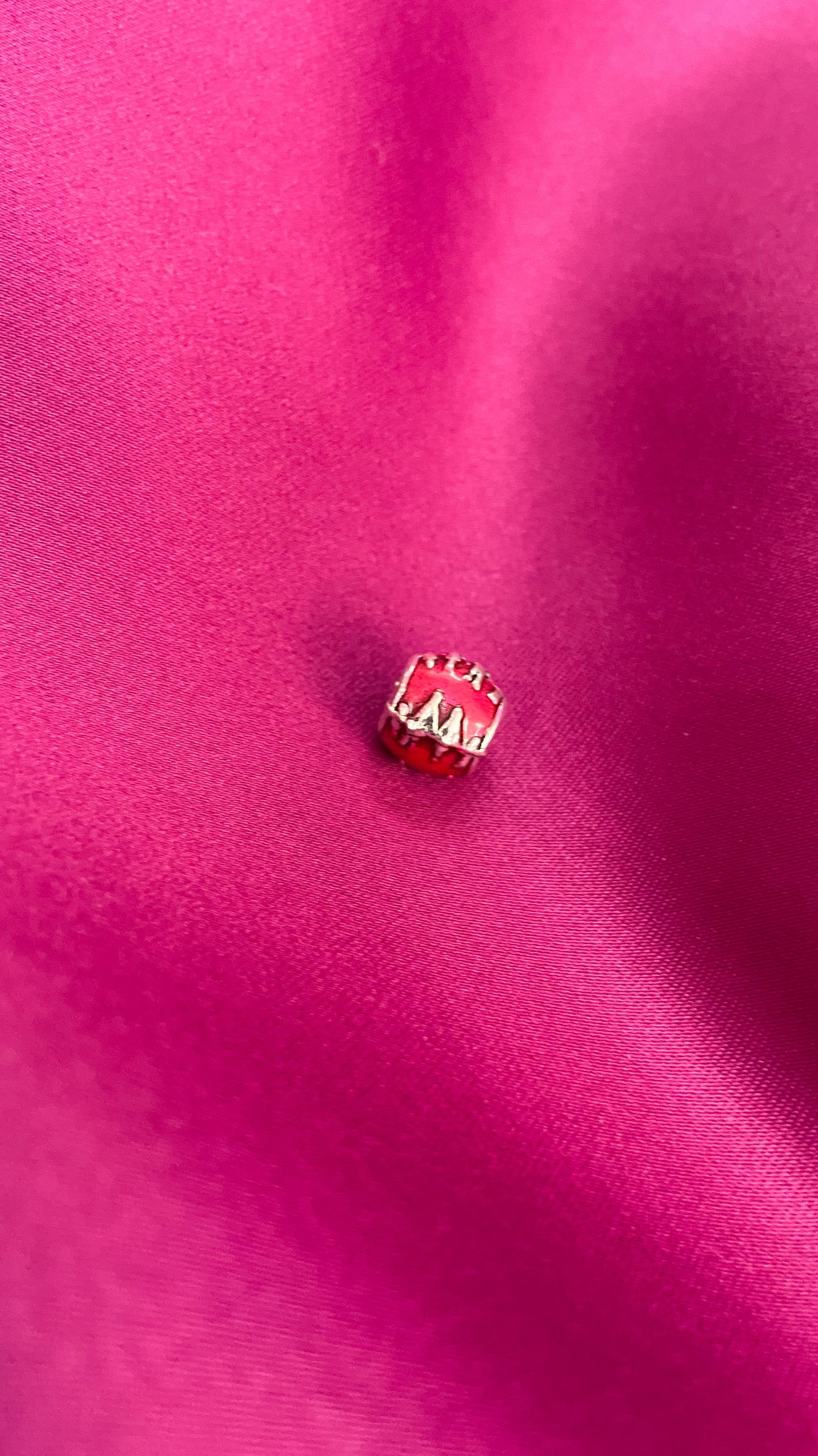 Dije para pulsera #60 rojo silueta familia