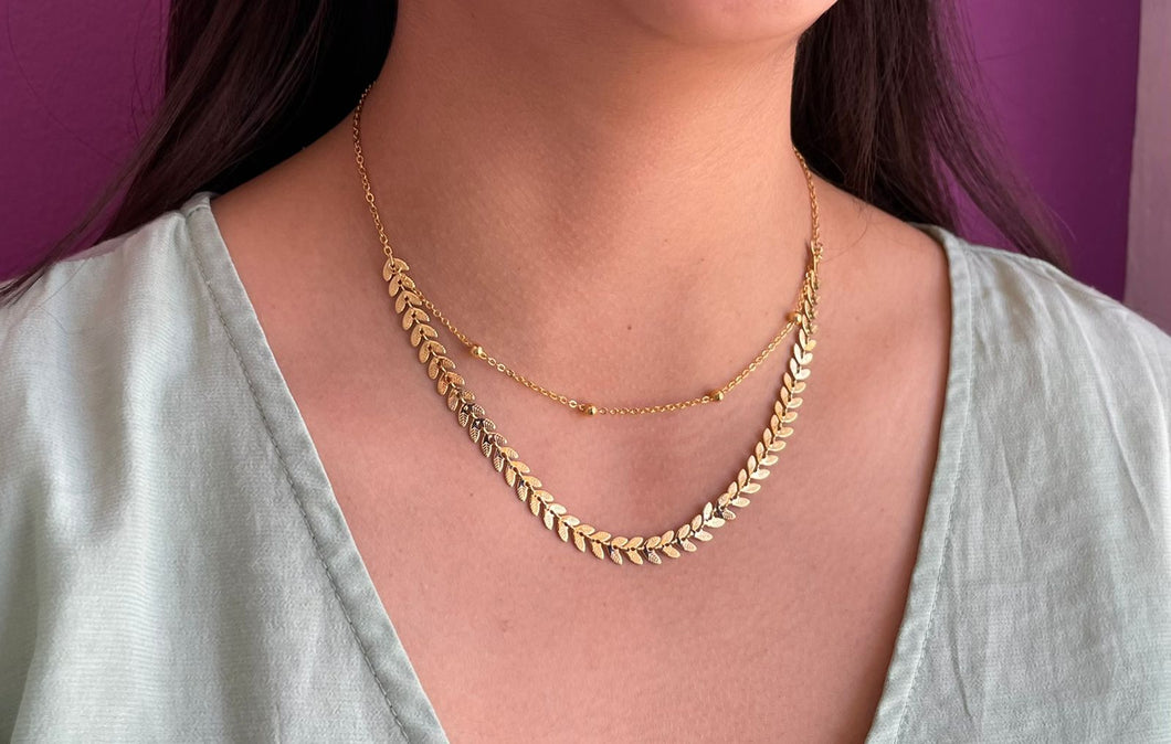 Collar duo flechas y bolitas