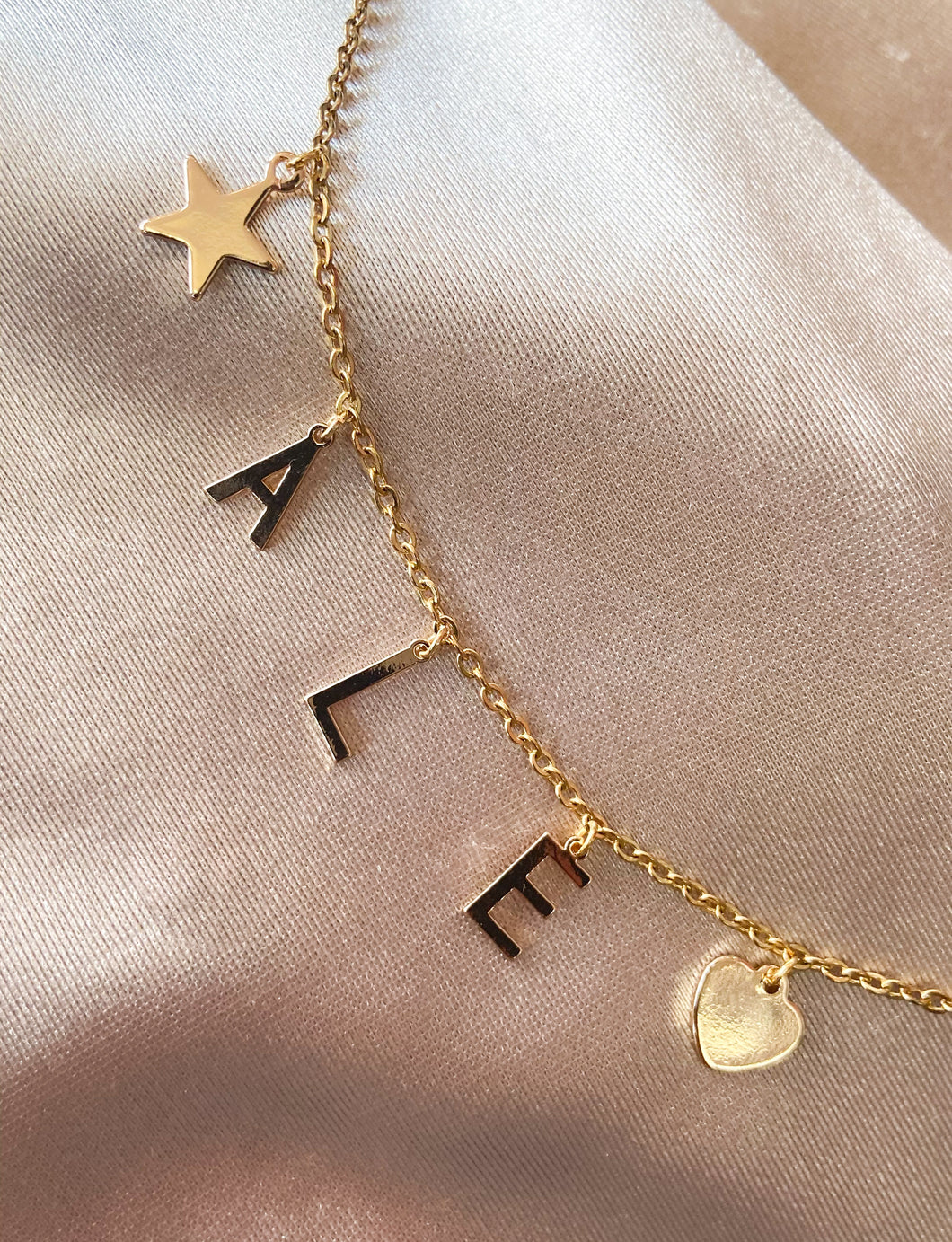 Collar Estrella nombre corazon