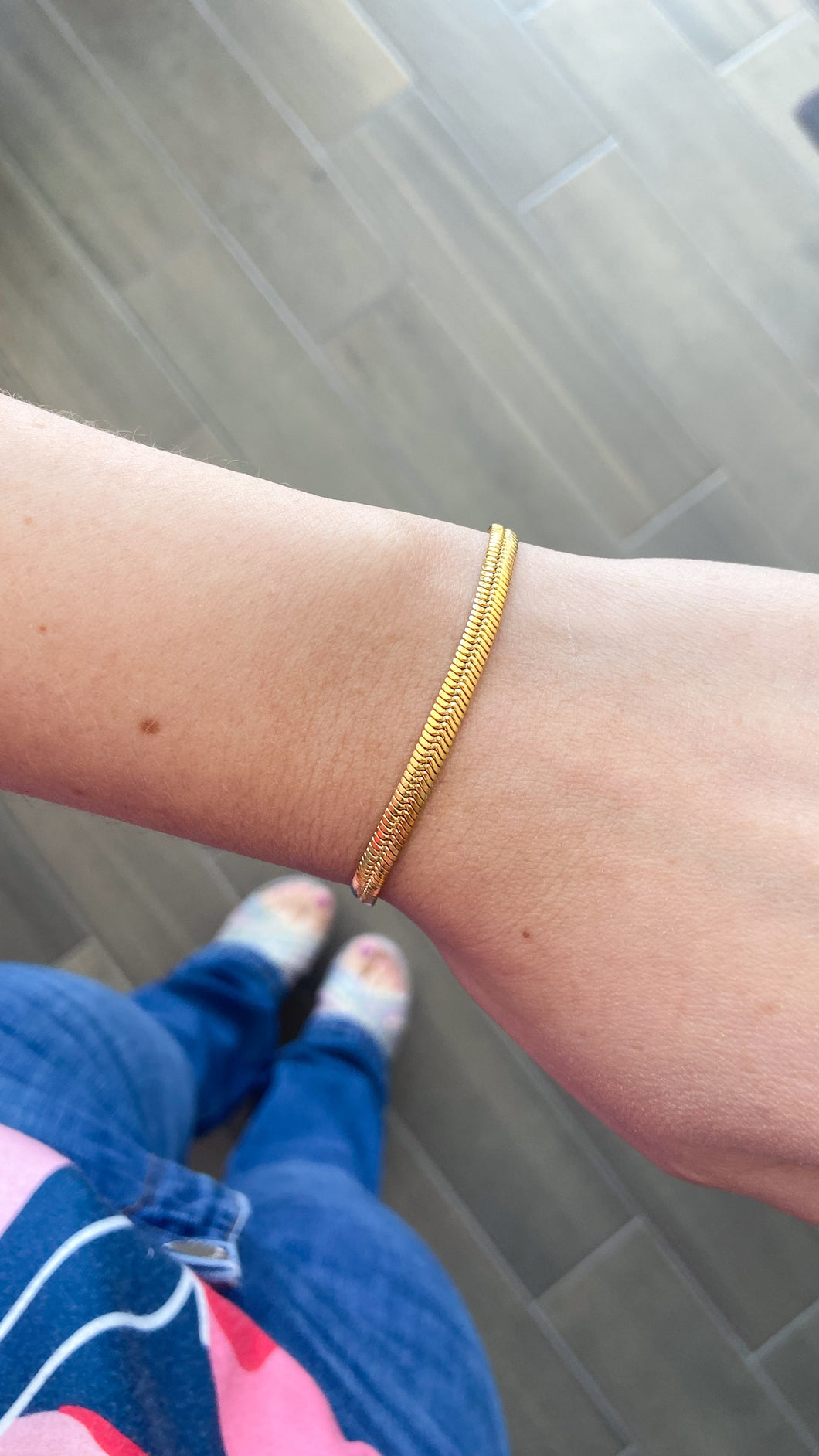 Pulsera plana dorada # 38